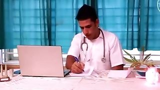 Doc Ne Kra Check Up Ghar Par Or Chudai Kari